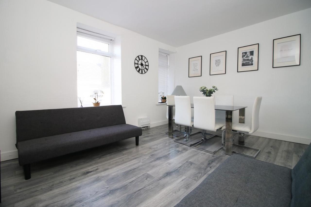 Executive Style 2 Bed Flat In Bridgend F2 Apartment Ngoại thất bức ảnh